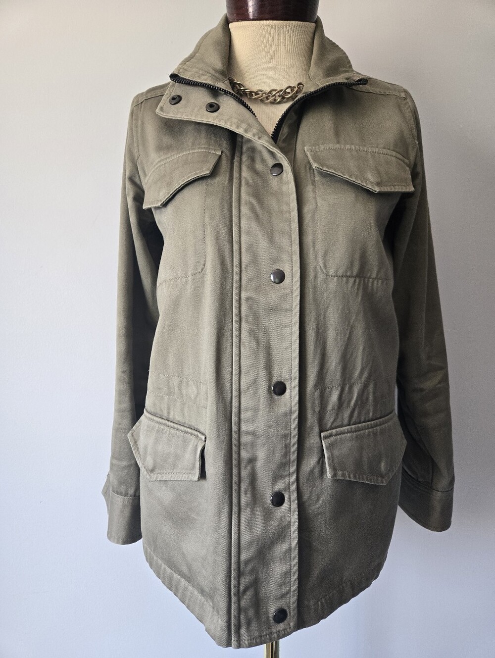 Club Monaco Olive/ Khaki Green Utility Jacket. Size XS